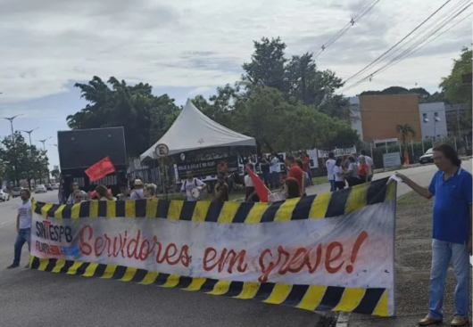 Greve dos professores