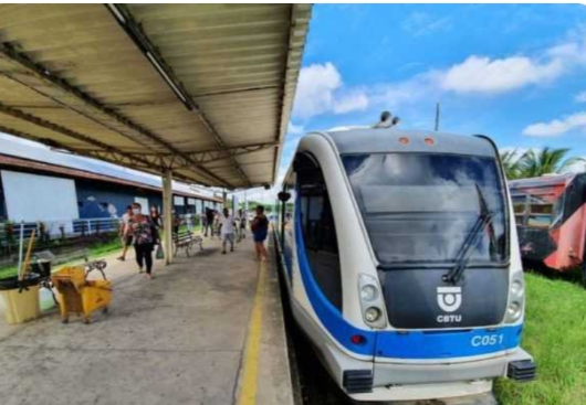 Trem urbano