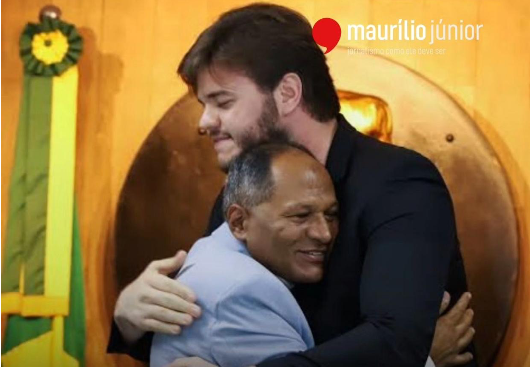 ‘MEU NOME É TCHAU’ Marinaldo viaja e evita participação em solenidades com Bruno — Maurilio Júnior