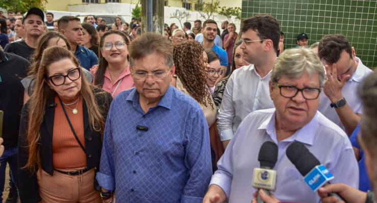 João Azevedo visita obras do Hospital de Pocinhos e autoriza Regionalização da unidade hospitalar