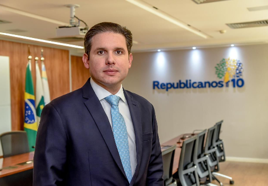 VLADIMIR CHAVES: Hugo Motta é destaque na ‘Elite do Congresso Nacional’