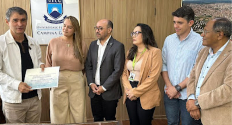 LENILDO FERREIRA: Após ausência em agendas de Bruno, Marinaldo acompanha Romero em homenagem ao deputado — HORA AGORA
