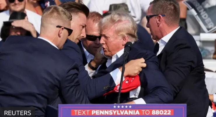 URGENTE: Trump é retirado de palco em comício na Pensilvânia após sons de disparos serem ouvidos — BBC BRASIL