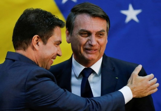Gravado por Ramagem, Bolsonaro sugeriu falar com chefe da Receita para tentar salvar Flávio — Blog do Maurilio Júnior