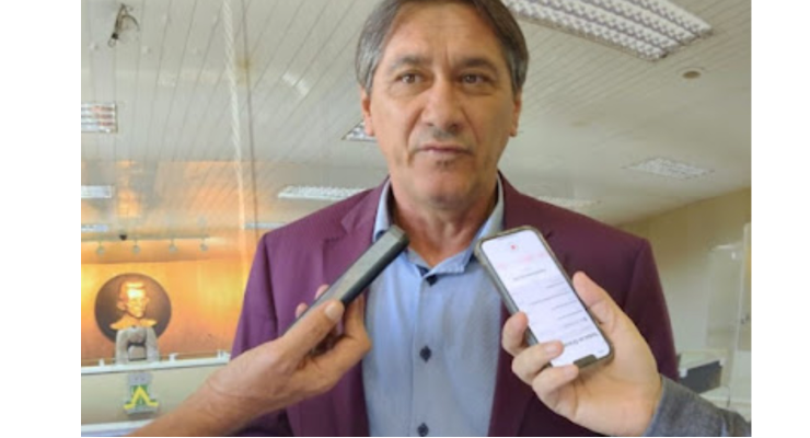 Aldo Cabral apresenta requerimentos em prol de demandas do bairro do Dinamérica — Hora Agora