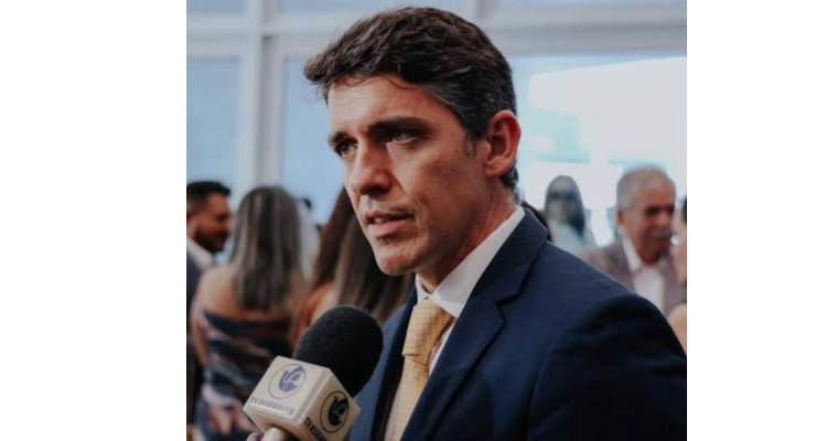 Rapidinhas do MF: EXCLUSIVO - APÓS REUNIÃO - TOVAR FOI 'MACHO' E DISSE NÃO PARA SER VICE de Bruno Cunha Lima - ‘TENHO PRINCÍPIOS E RESPEITO A CAMPINA’, disse o deputado
