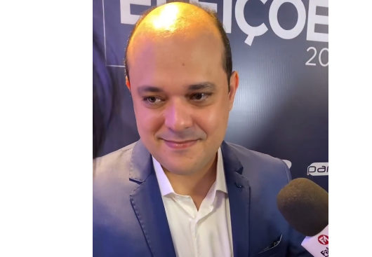 André Ribeiro.