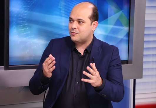 André Ribeiro alfineta Artur Bolinha e diz que Campina Grande ‘precisa de alguém com coragem’ — Click PB
