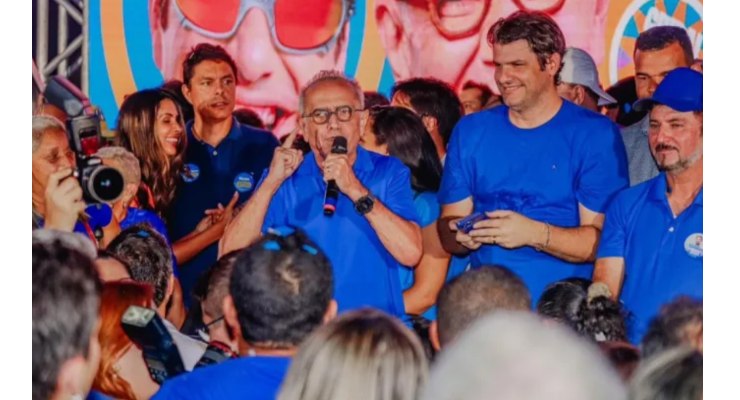 Cícero Lucena inaugura comitê e projeta JP com 100% das ruas calçadas — Paraíba Já