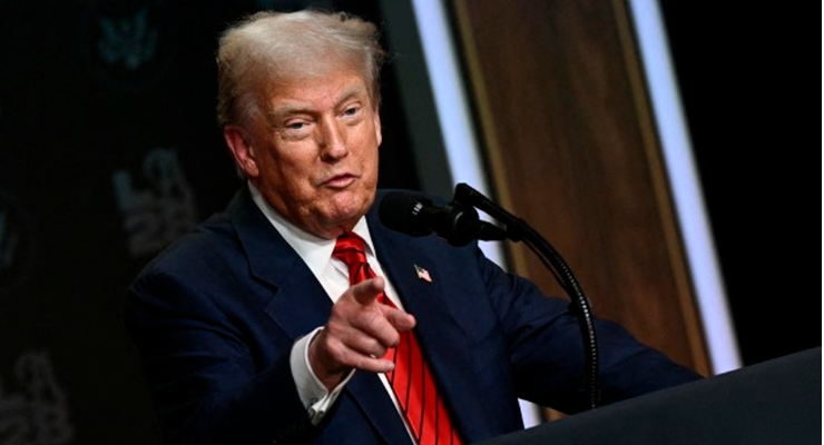 Trump diz que EUA vão impor tarifa de cerca de 100% sobre chips importados