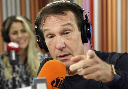 EMÍLIO SURITA: "O BOLSONARO ESTÁ PAUTANDO O BRASIL HÁ MAIS DE 03 ANOS"