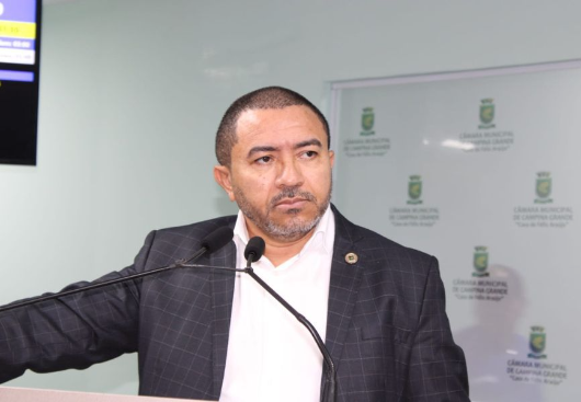 Alexandre critica mudança de nomenclatura de secretaria do Estado e silêncio dos deputados conservadores