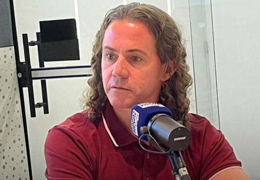 Veneziano defende definição até dezembro e diz que apoio a Lula é inegociável