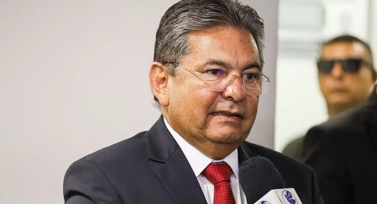 ADRIANO GALDINO ADMITE DEIXAR REPUBLICANOS PARA DISPUTAR GOVERNO PELO PT