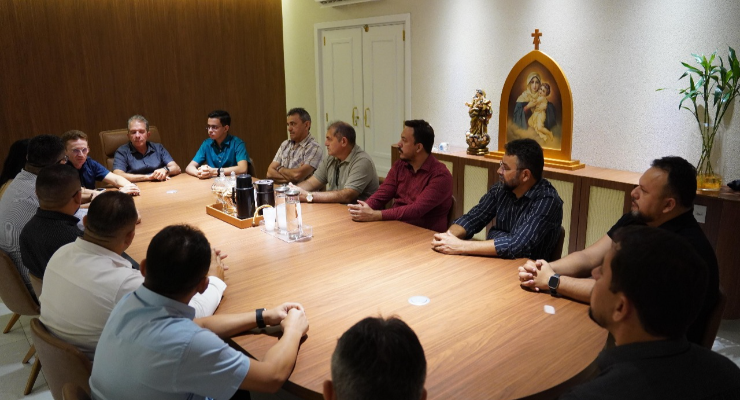 PATOS 122 ANOS: Prefeito Nabor anuncia Louva Sertão 2025