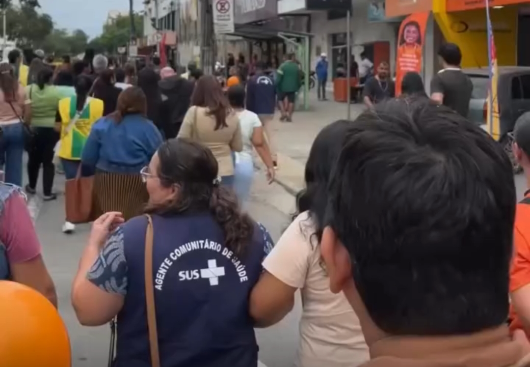 Agentes de Saúde e Combate a Endemias paralisam atividades e protestam em Campina Grande por salários atrasados