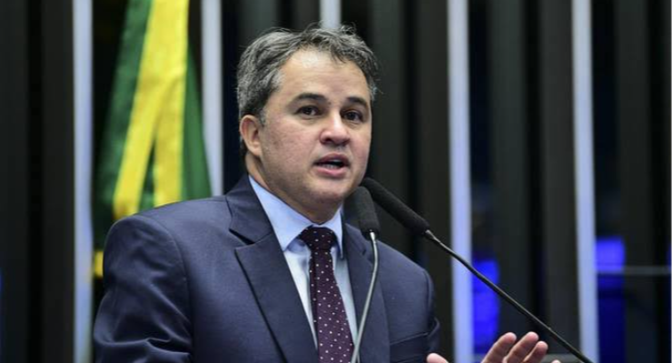 EFRAIM AVALIA RACHA NA BASE GOVERNISTA E PROJETA TRÊS CANDIDATURAS PARA 2026