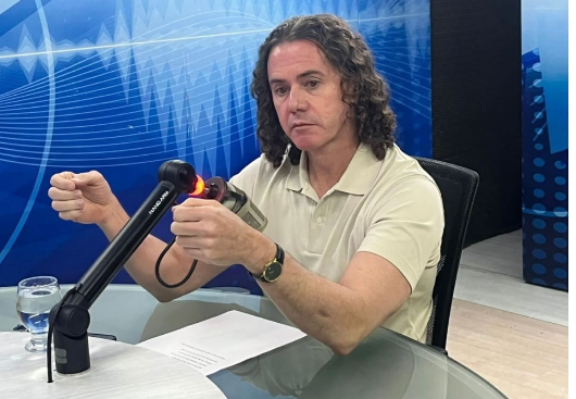 VENEZIANO VITAL DO RÊGO COMEMORA REJEIÇÃO DA PEC DA BLINDAGEM NA CCJ DO SENADO FEDERAL: "INDECOROSA E INACEITÁVEL"