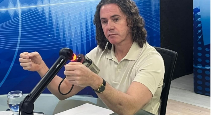 VENEZIANO VITAL DO RÊGO COMEMORA REJEIÇÃO DA PEC DA BLINDAGEM NA CCJ DO SENADO FEDERAL: "INDECOROSA E INACEITÁVEL"