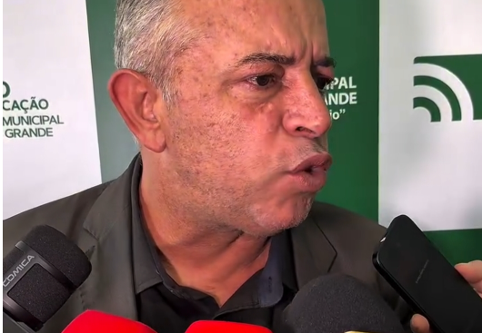 Vereador Anderson Pila cobra renúncia do prefeito Bruno Cunha Lima