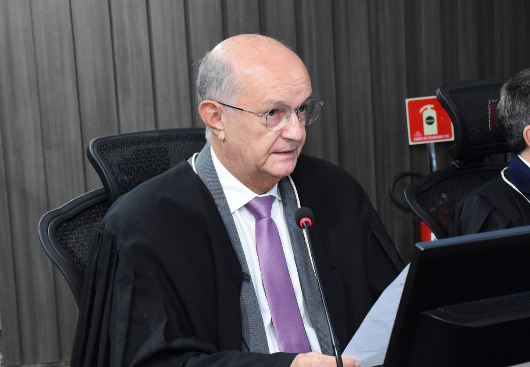Biblioteca do STJ adquire livro do desembargador paraibano Aluízio Bezerra sobre improbidade administrativa