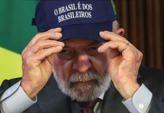 Daniela Lima: Planalto montou operação de guerra para reverter gafe de Lula