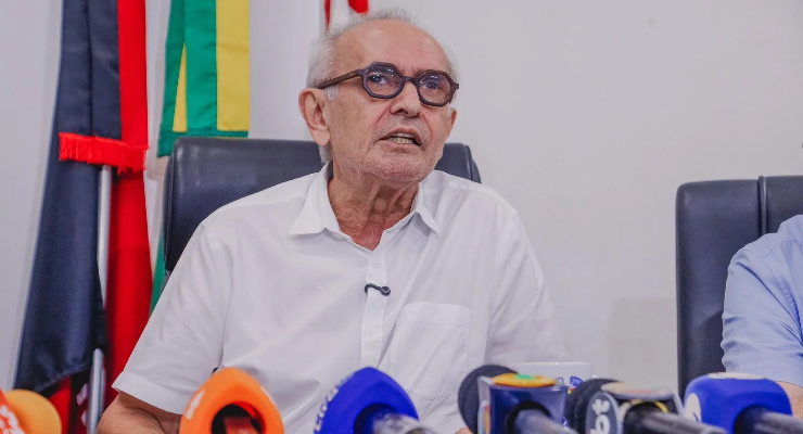 Cícero reafirma apoio a Lula, mantém diálogo com Pedro e Romero e não descarta aliança com Adriano Galdino