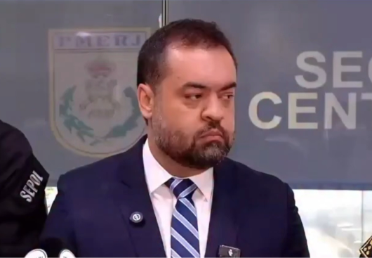 GOVERNADOR DO RIO DE JANEIRO DIZ QUE PEDIDO DE AJUDA FOI NEGADO TRÊS VEZES PELO GOVERNO FEDERAL