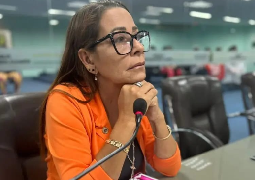 Aninha Cardoso denuncia manobras de Bruno Cunha Lima envolvendo seguidas suplementações