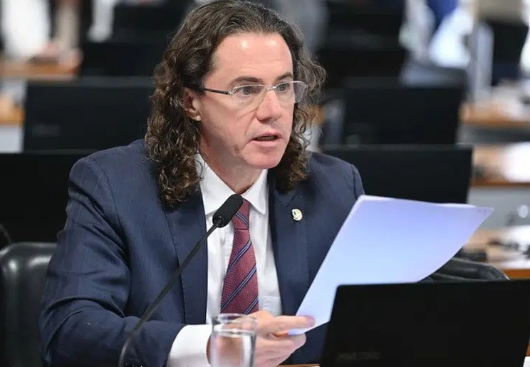 CAE aprova substitutivo para tornar adulteração de bebidas e alimentos crime hediondo