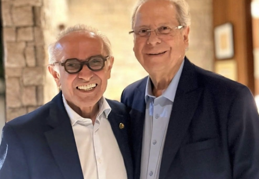 Buscando apoio de Lula para a disputa do governo, Cícero janta com Dirceu em Brasília