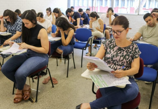Concursos abertos na Paraíba oferecem salários de até R$ 13 mil; confira
