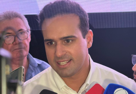 Governo define plano para indenizar famílias em CG, diz Lucas Ribeiro