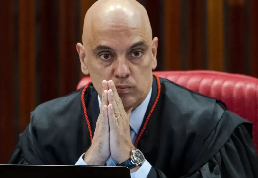 STF começa a julgar réus