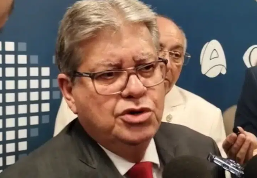 João Azevêdo convoca reuniões para tratar da privatização parcial do saneamento