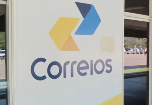 "Os Correios não geram receita compatível com a despesa (...) O modelo atual simplesmente não para de pé. infelizmente, é paciente terminal"  Marcos Lisboa