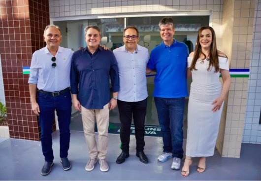 Efraim participa do aniversário de 64 anos de Natuba e entrega Hospital ao lado do prefeito Linsinho