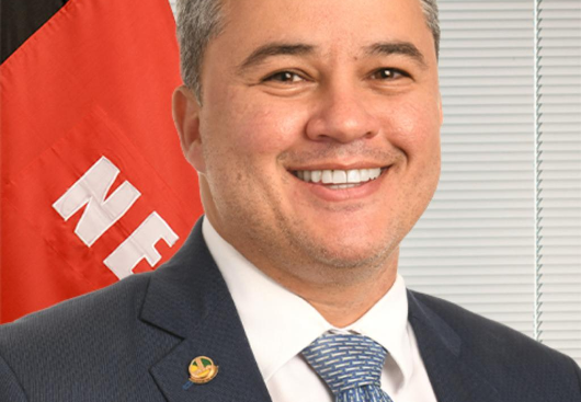 Efraim Filho recebe Medalha Cidade de João Pessoa e reforça posição de destaque da Paraíba no Congresso Nacional