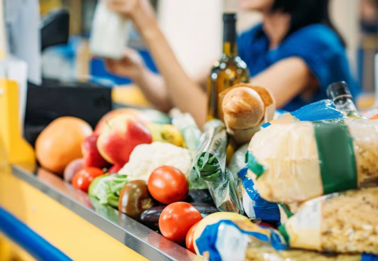 Supermercados vão fechar aos domingos e mudar rotina da população