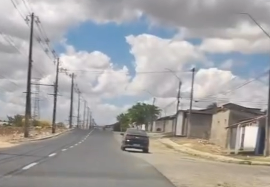 PARECE BRINCADEIRA DE CRIANÇA: VEREADOR WELLINGTON COBRA TRAZ MAIS UMA OBRA DA GESTÃO BRUNO CUNHA LIMA QUE POPULAÇÃO AFIRMA QUE FOI ABANDONADA E ESTÁ INACABADA