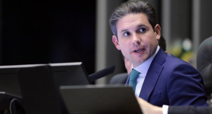 Hugo Motta defende debate equilibrado