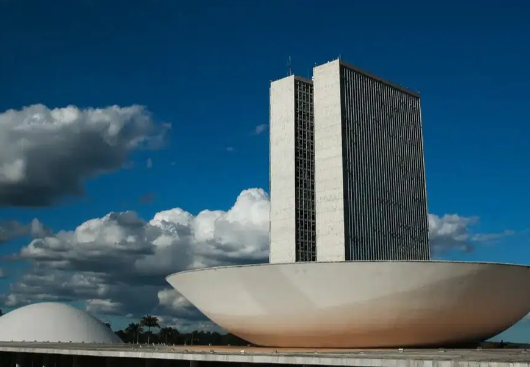 Fachada câmara