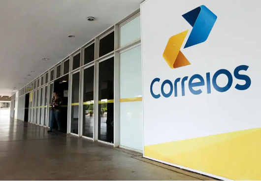 O Tribunal Superior do Trabalho (TST) julgou como não abusiva a greve dos trabalhadores dos Correios, que completou duas semanas, nesta terça-feira (30), e manteve a validade das cláusulas pré-existentes no Acordo Coletivo de Trabalho (ACT) da categoria d