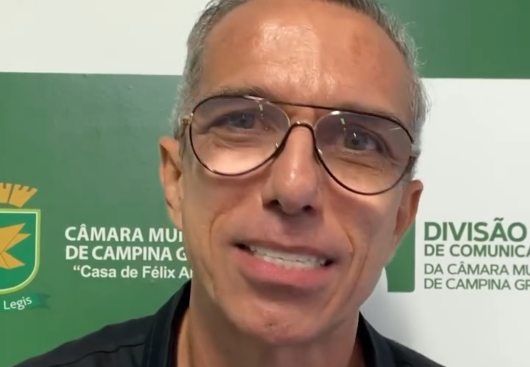 PRESIDENTE DO SINTAB DENUNCIA "PROFISSIONAIS ESTÃO LUTANDO PARA RECEBER SALÁRIO"