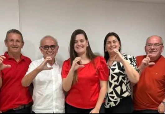 BADO, EUDA E VEREADORES DO MDB FECHADOS COM CICERO LUCENA