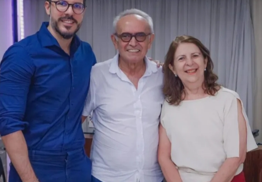 Próximo de oficializar aliança com Pedro, Cícero recebe apoio de oposição ligada ao ex-deputado