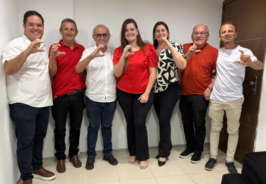 Ex-deputado Bado e grupo de oposição em Cuité declaram apoio a Cícero para o Governo