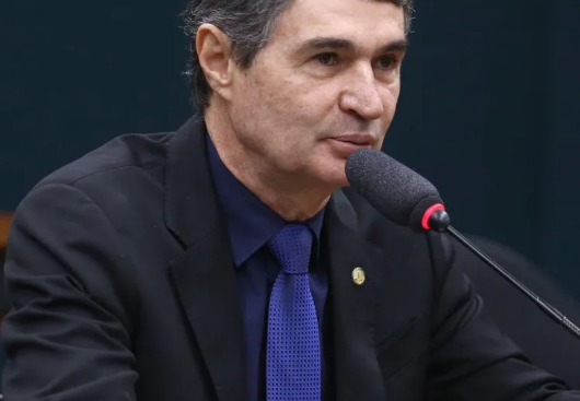 Lei de autoria do deputado Romero Rodrigues amplia destinação de imóveis do Fundo do Regime Geral de Previdência Social