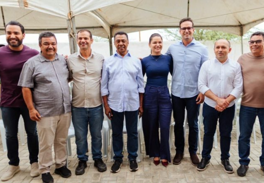 Lucas Ribeiro prestigia festa em Picuí e recebe apoio de seis prefeitos