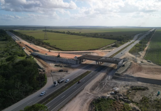 Arco Metropolitano está com mais de 15 km asfaltados, com pontes e passagens inferiores já concluídas